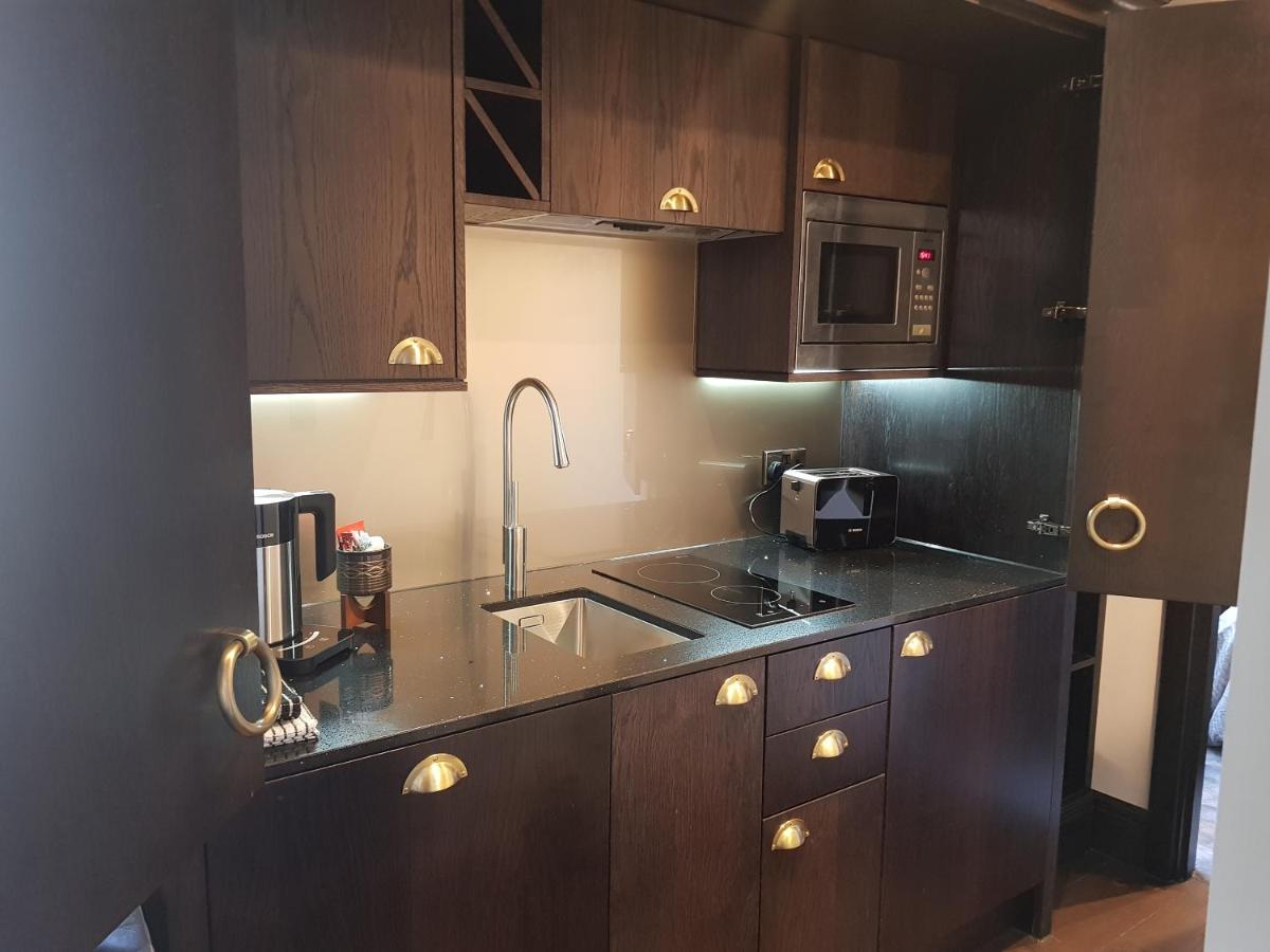 The Queens Head, Parkside Apartment 1 Burley in Wharfedale Екстер'єр фото